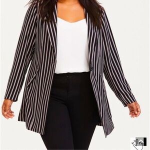 -Torrid Crepe Lined Studio Longline Single Button Blazer SZ 1